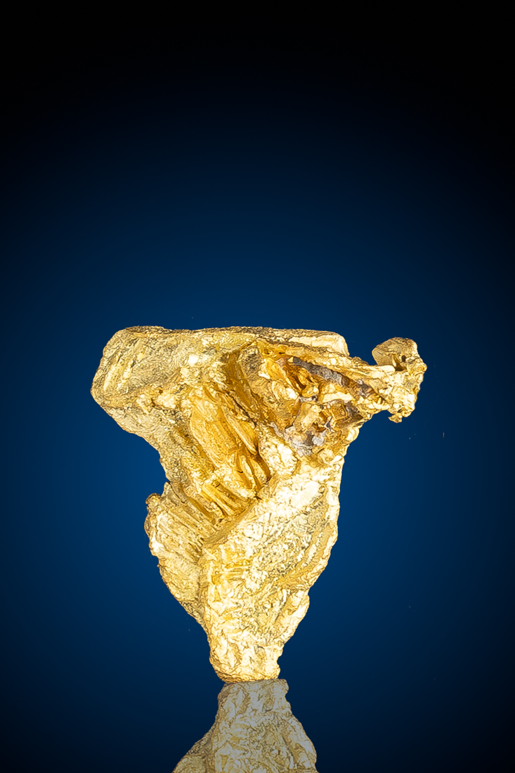 (image for) Sharp and Unique Triangular Gold Crystal from Ten Mile, Nevada